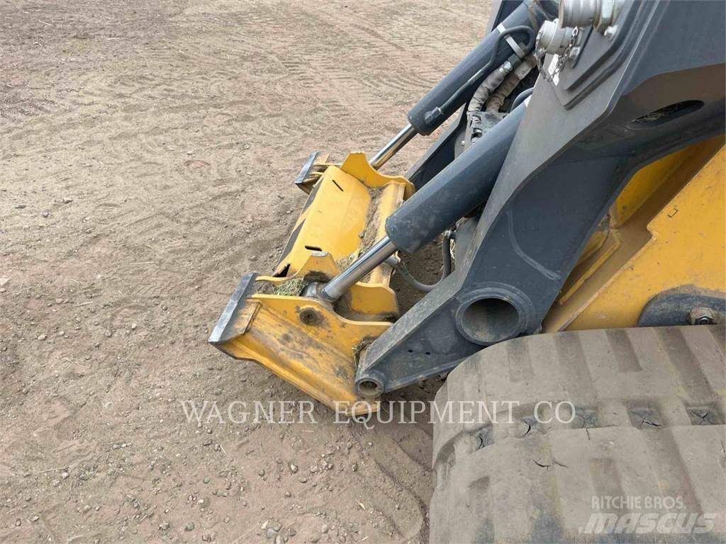 John Deere & CO. 333G Beltelastere
