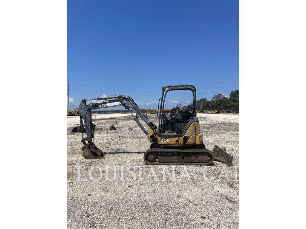 John Deere & CO. 35D Minigravere <7t