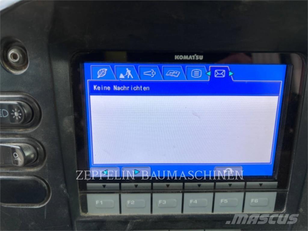 Komatsu D61PX Dozere Beltegående