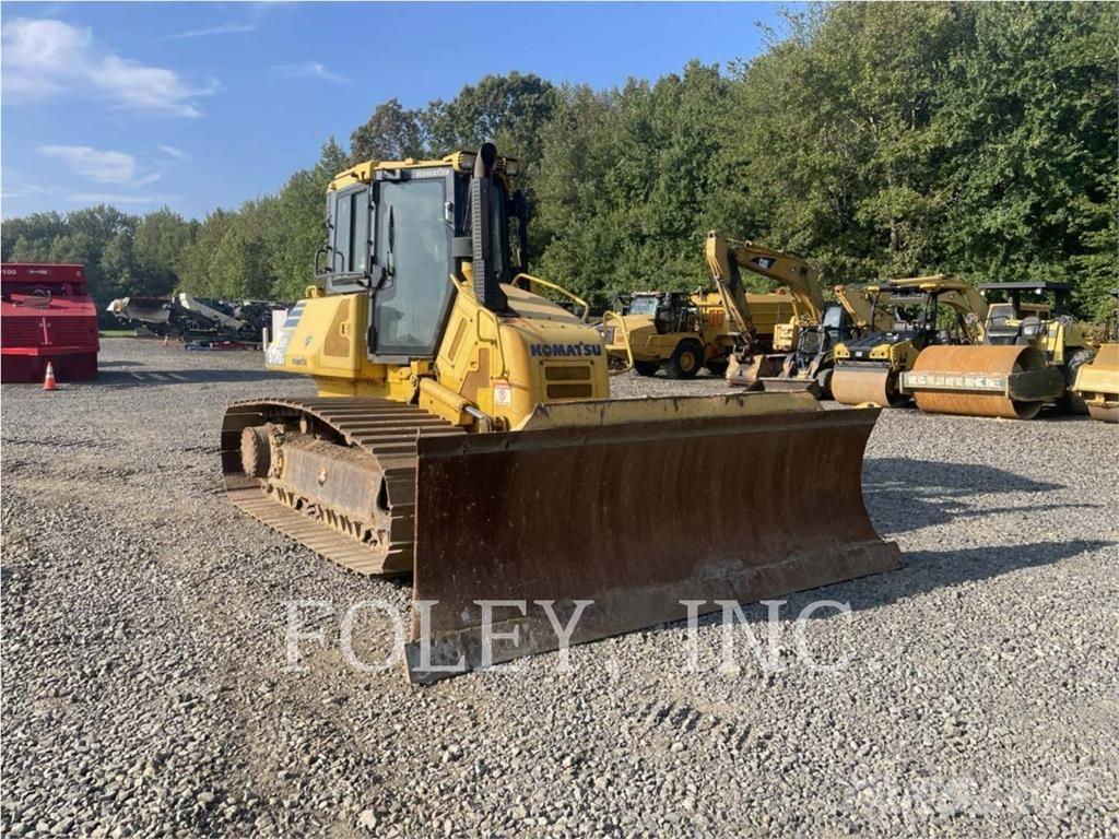Komatsu D61PX1-23 Dozere Beltegående