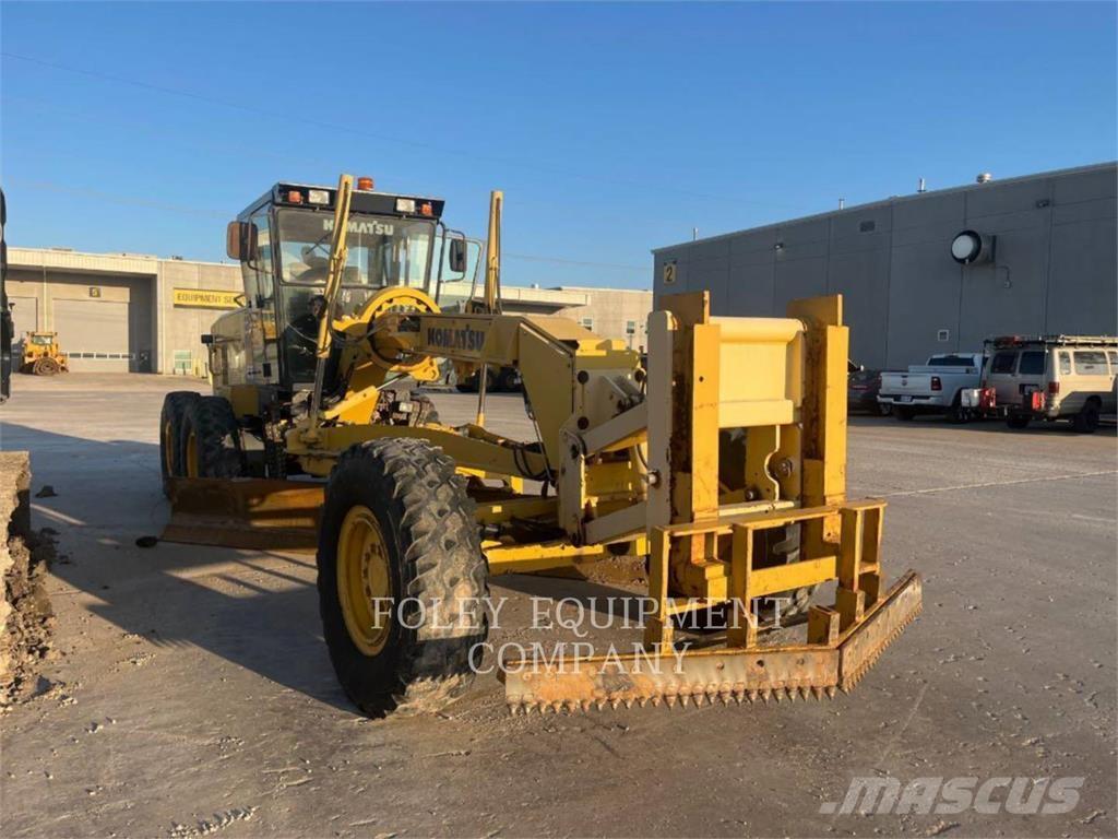 Komatsu GD655-3 Veihøvler