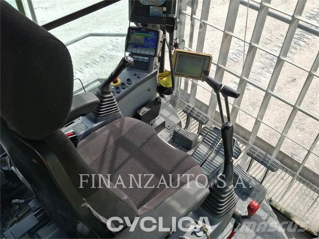 Komatsu PC2000-11 Beltegraver