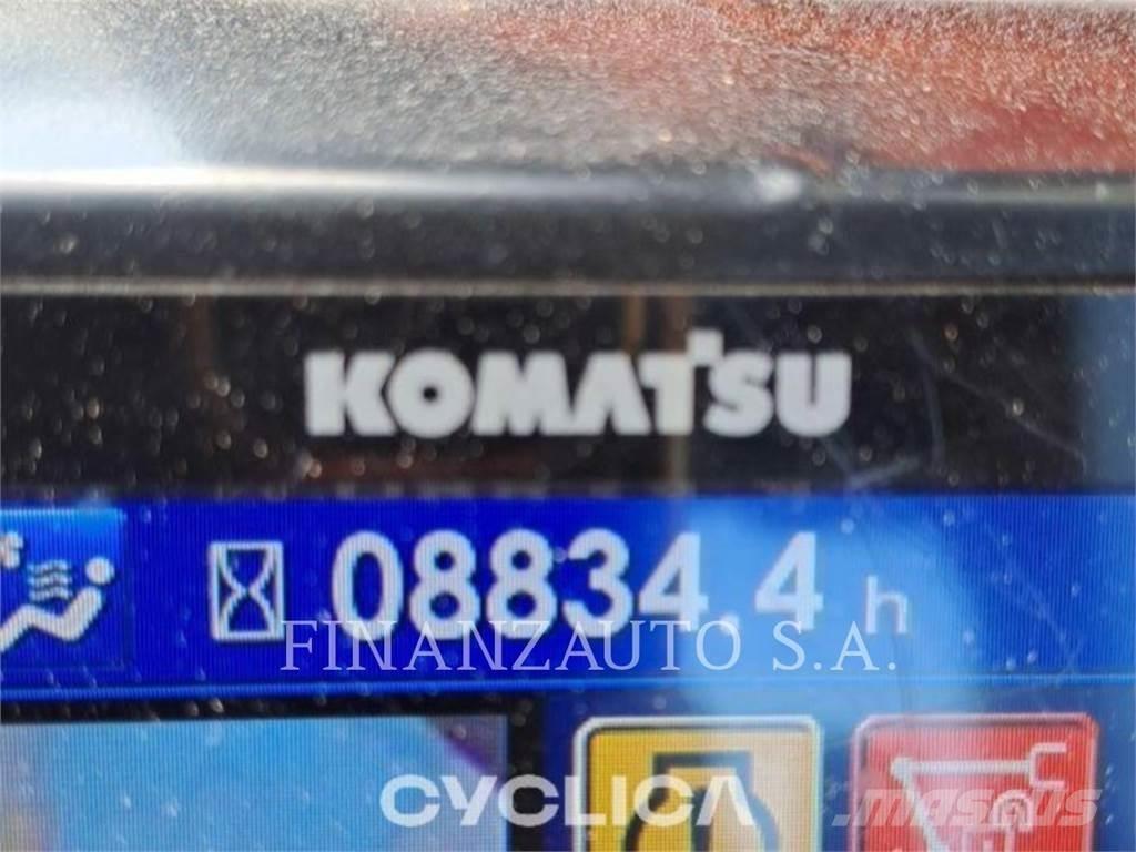 Komatsu PC210 Beltegraver