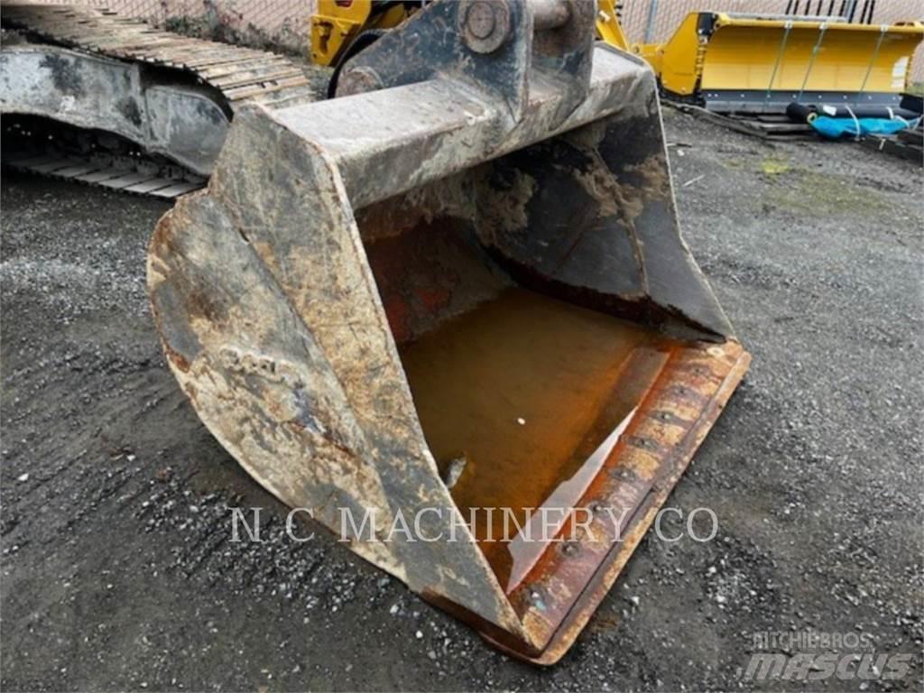 Komatsu PC210LCI-1 Beltegraver