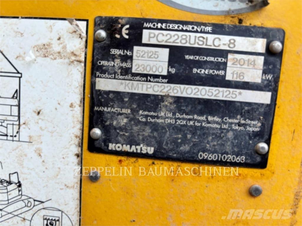Komatsu PC228 Beltegraver