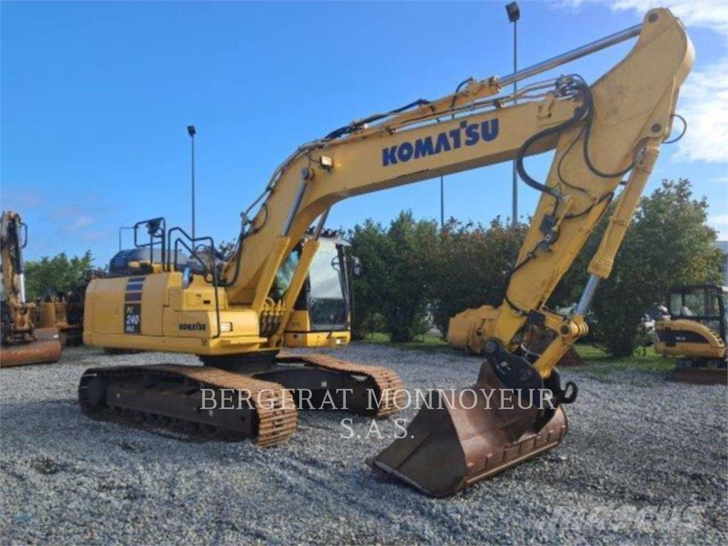 Komatsu PC240LC7 Beltegraver