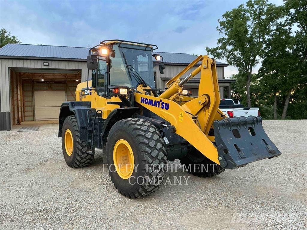 Komatsu WA200-8 Hjullastere