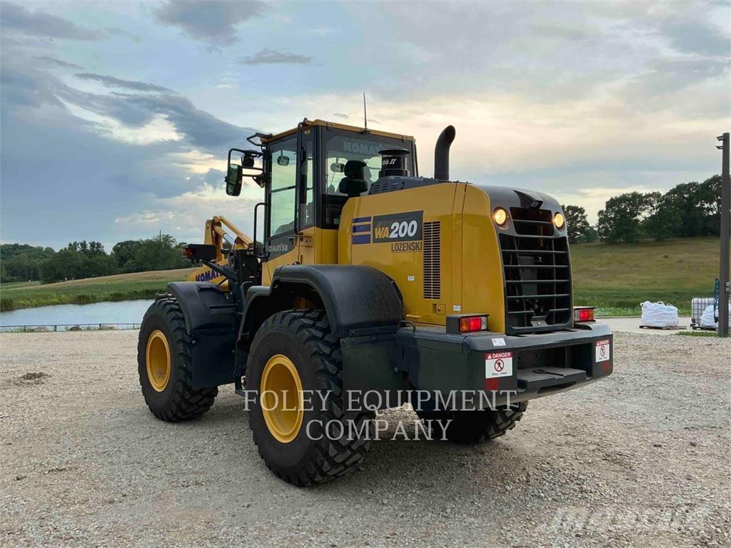 Komatsu WA200-8 Hjullastere