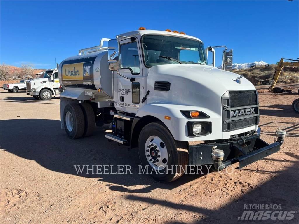 Mack WT2000 A Tankbiler