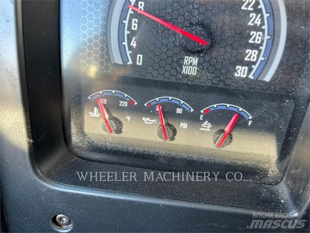 Mack WT2000 A Tankbiler