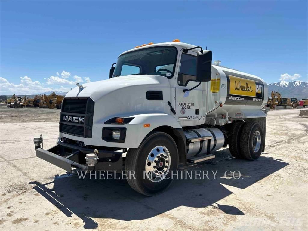 Mack WT2000 A Tankbiler