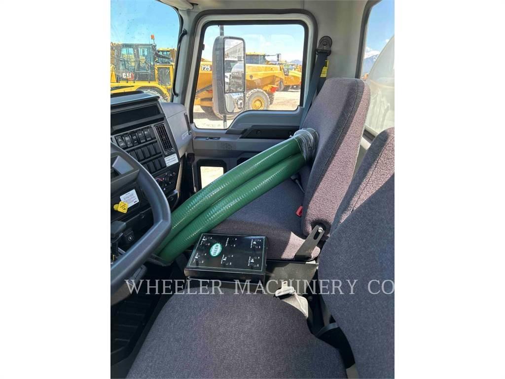 Mack WT2000 A Tankbiler