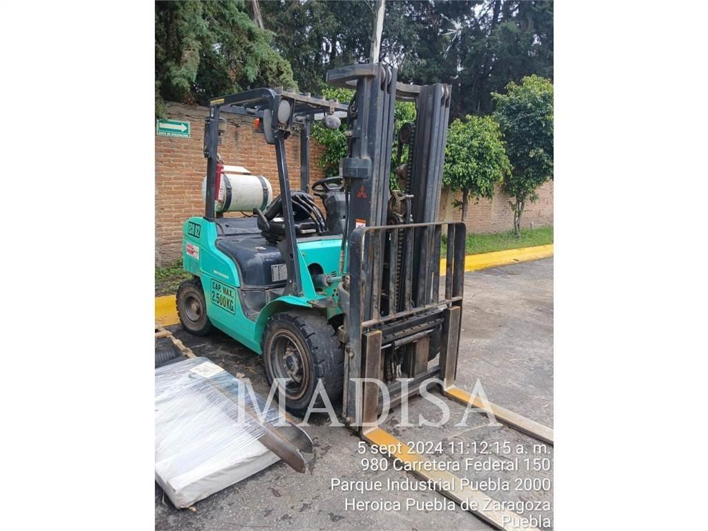 Mitsubishi FG30N-LP Gaffeltrucker - Annet