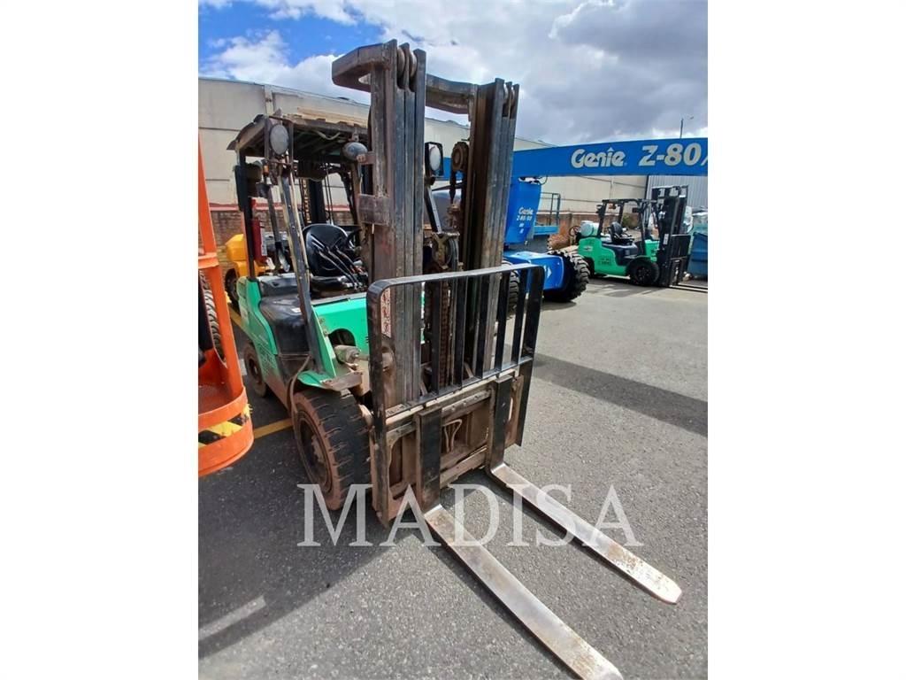 Mitsubishi FG30N-LP Gaffeltrucker - Annet