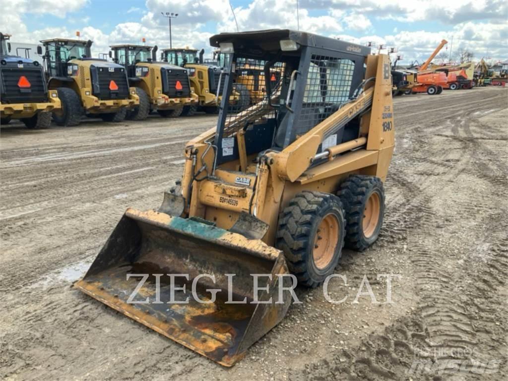 New Holland 1840 Kompaktlastere
