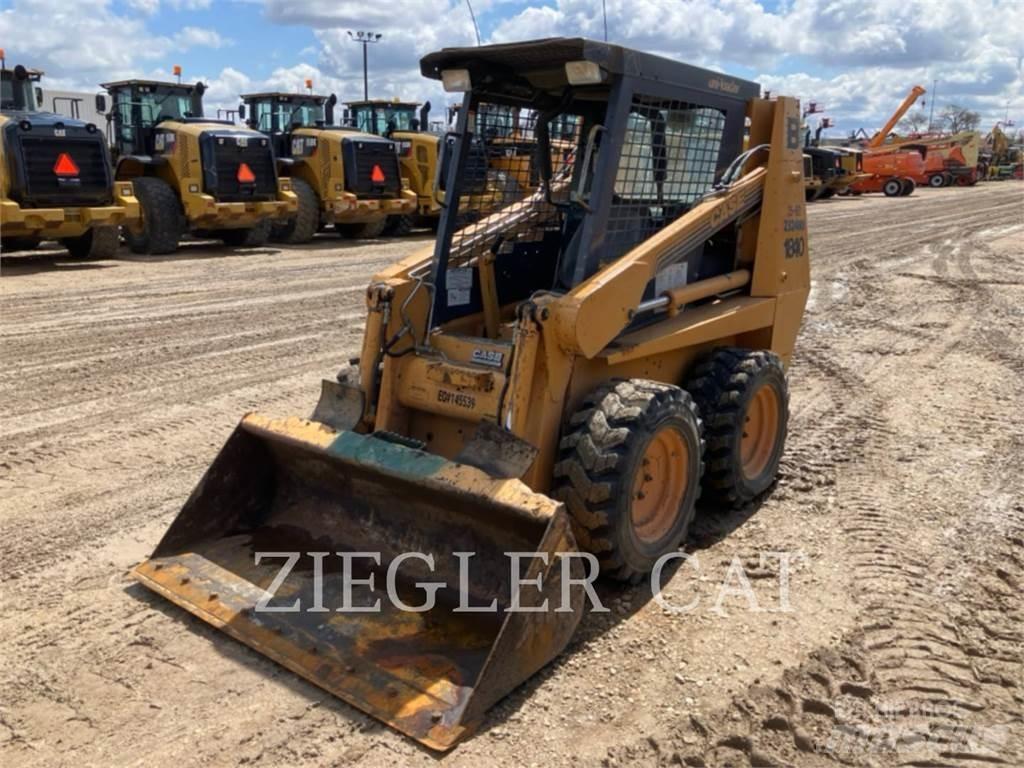 New Holland 1840 Kompaktlastere