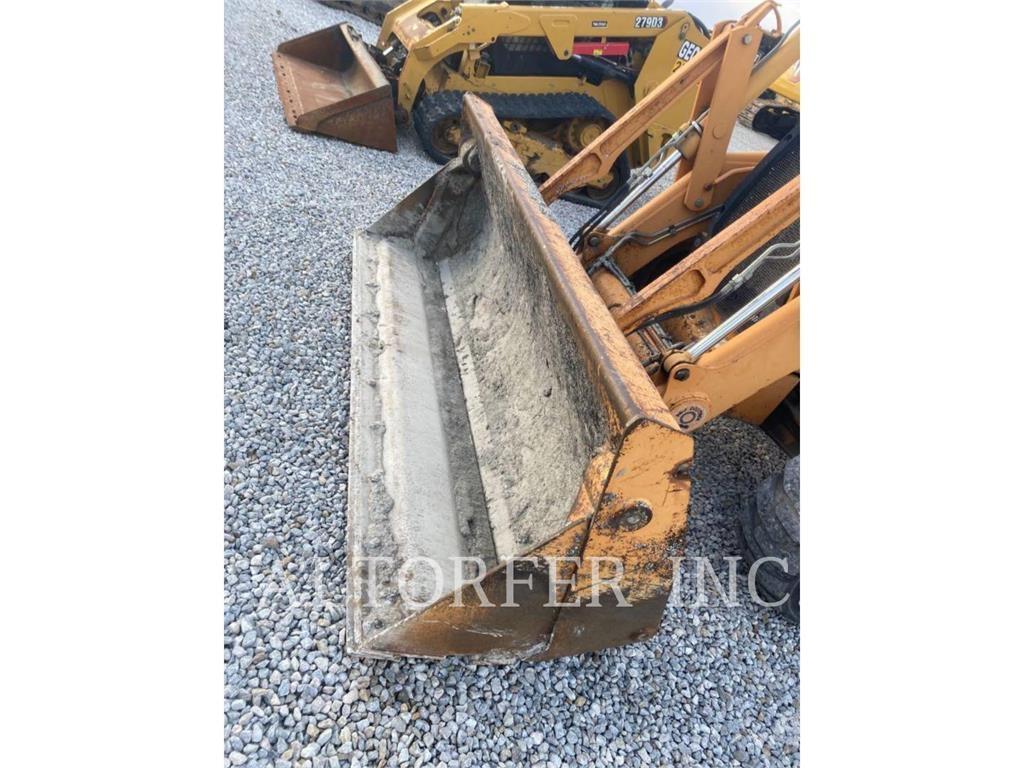 New Holland 590SM Traktorgravere