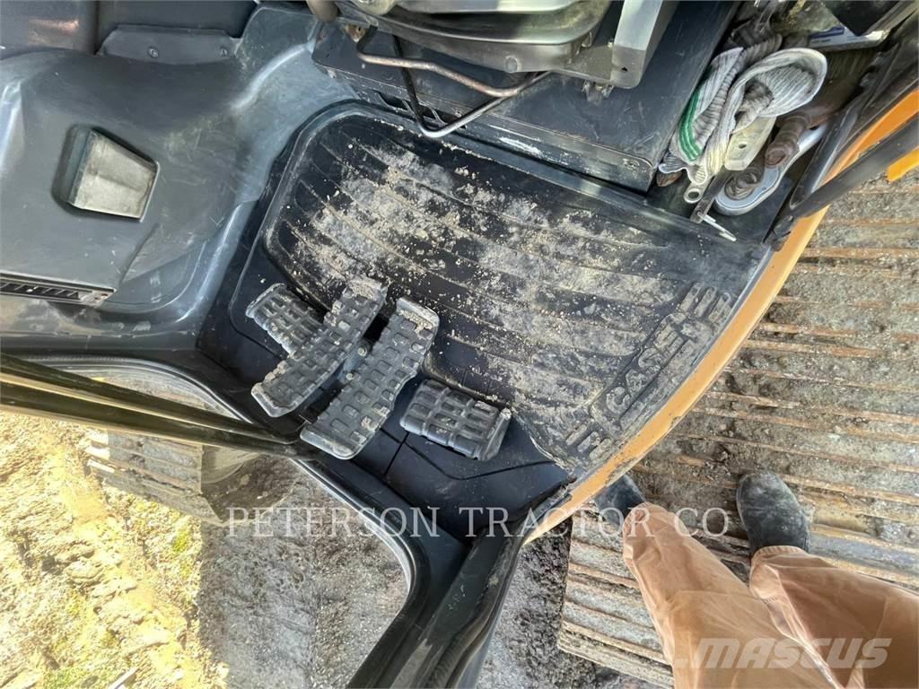 New Holland CX225 Beltegraver