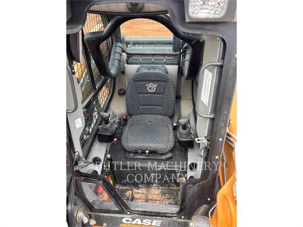 New Holland TV370B Beltelastere