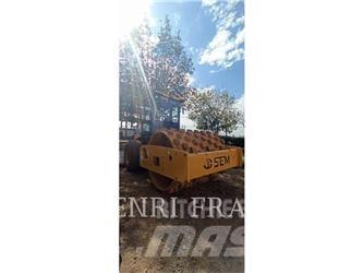 SEM MACHINERY 510 Hjullaster til komprimering