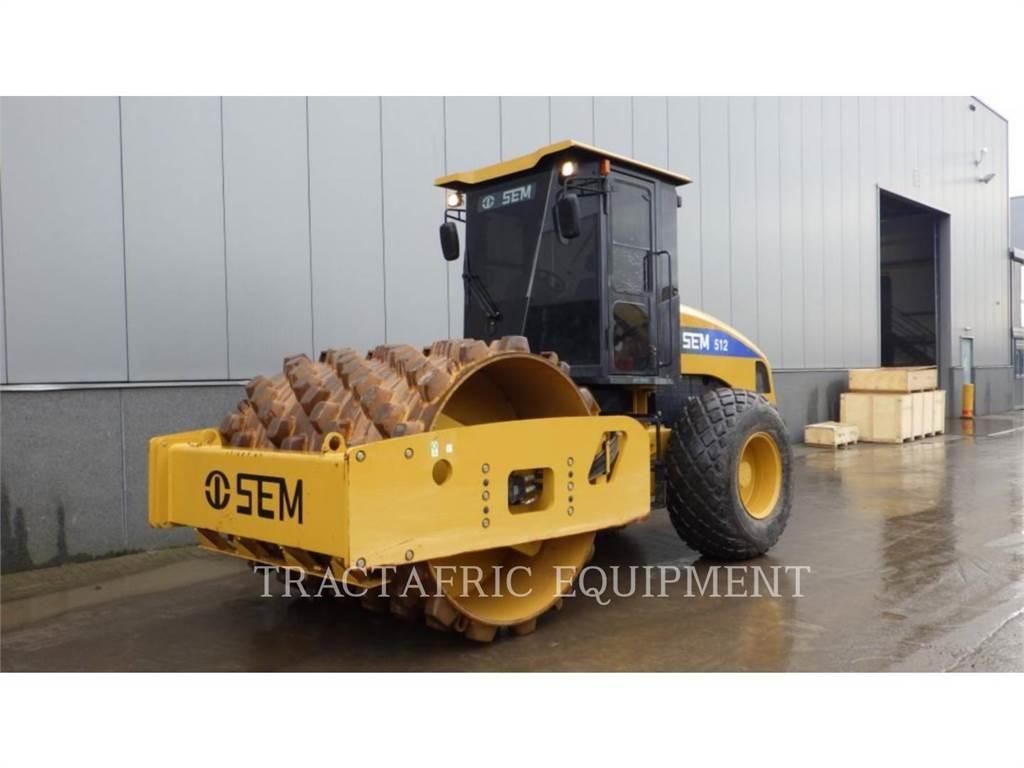 SEM MACHINERY SEM512 Hjullaster til komprimering