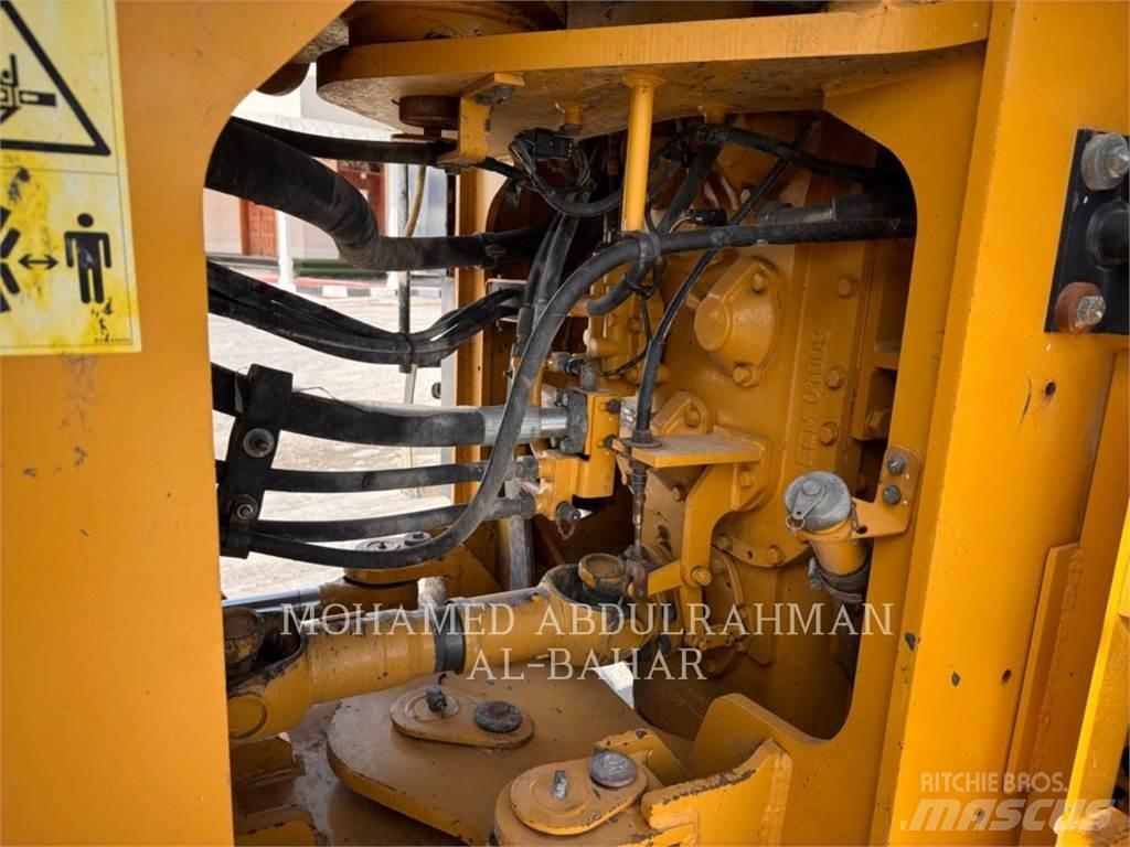 SEM MACHINERY SEM660D Hjullastere