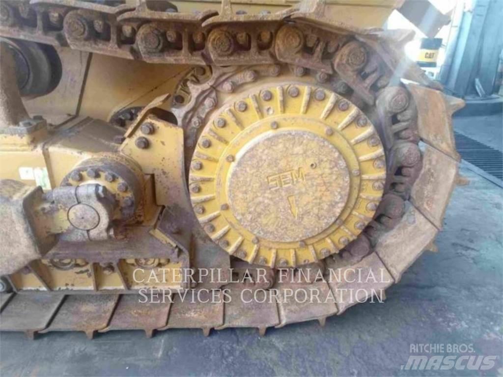 SEM MACHINERY SEM816D Dozere Beltegående