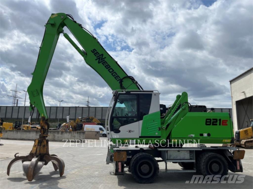 Sennebogen 821E Gravemaskiner for riving
