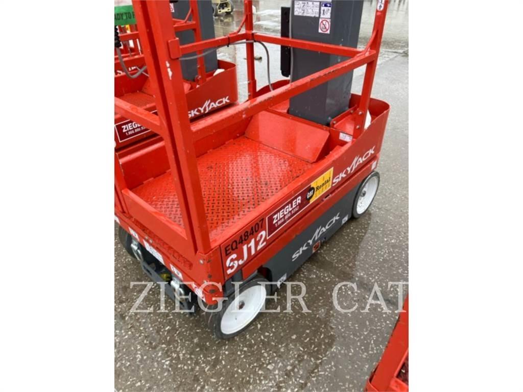 Skyjack SJ12 Sakselifter