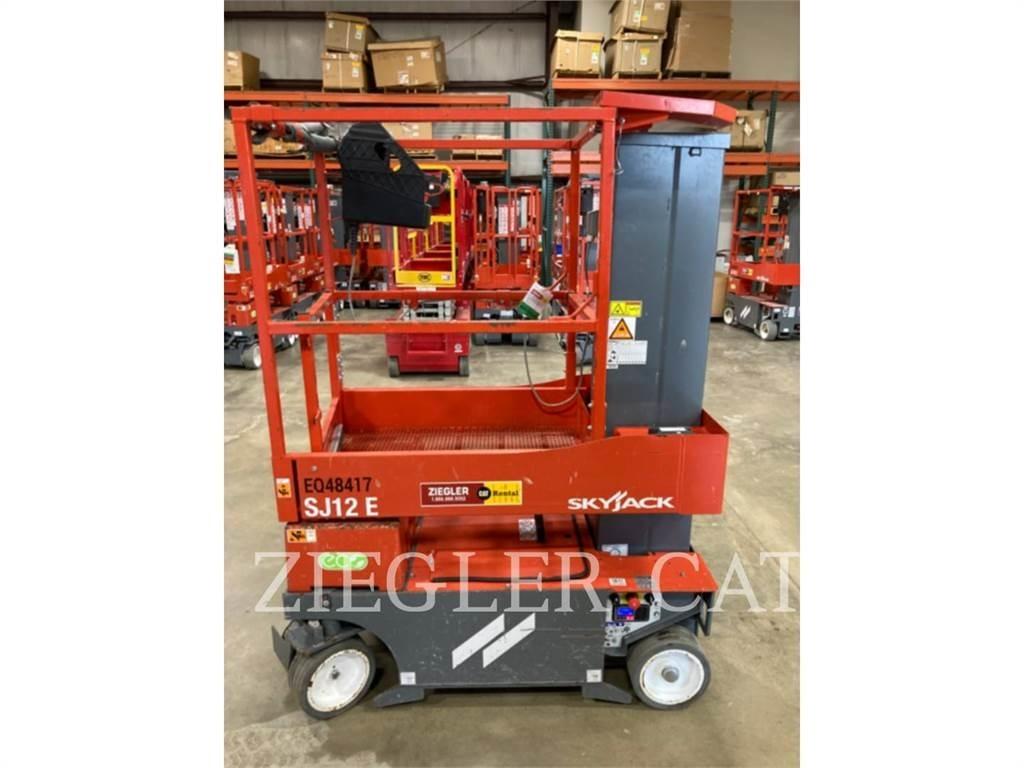 Skyjack SJ12 Sakselifter