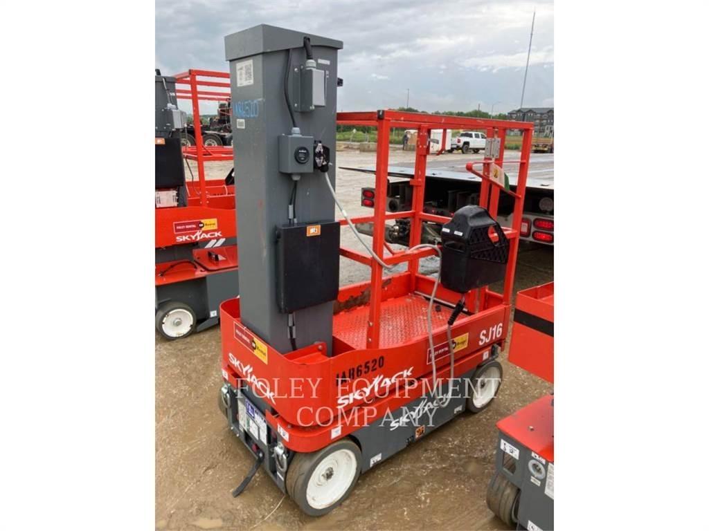 Skyjack SJ16 Sakselifter
