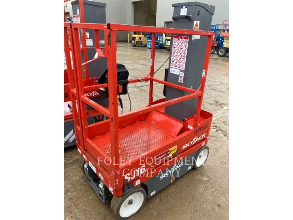 Skyjack SJ16 Sakselifter