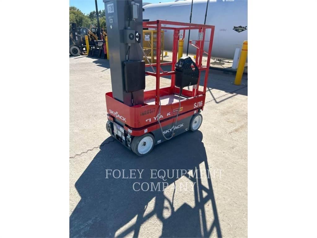 Skyjack SJ16 Sakselifter