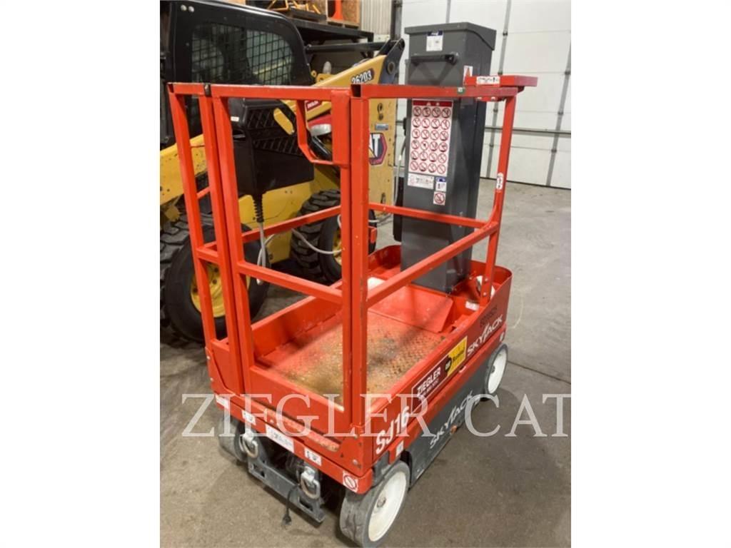 Skyjack SJ16 Sakselifter