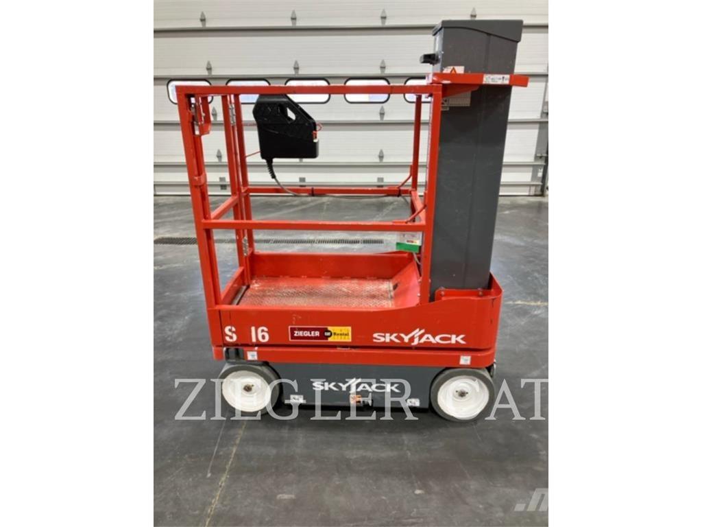 Skyjack SJ16 Sakselifter