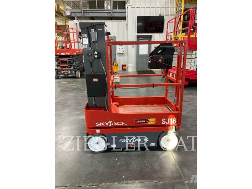 Skyjack SJ16 Sakselifter