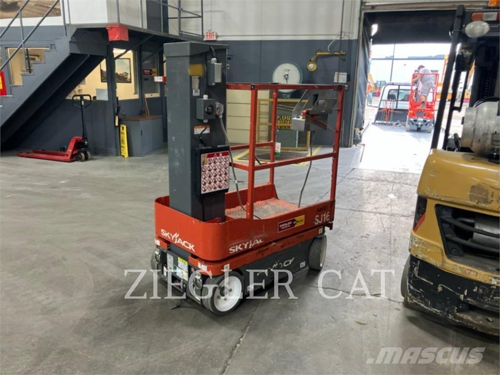 Skyjack SJ16 Sakselifter