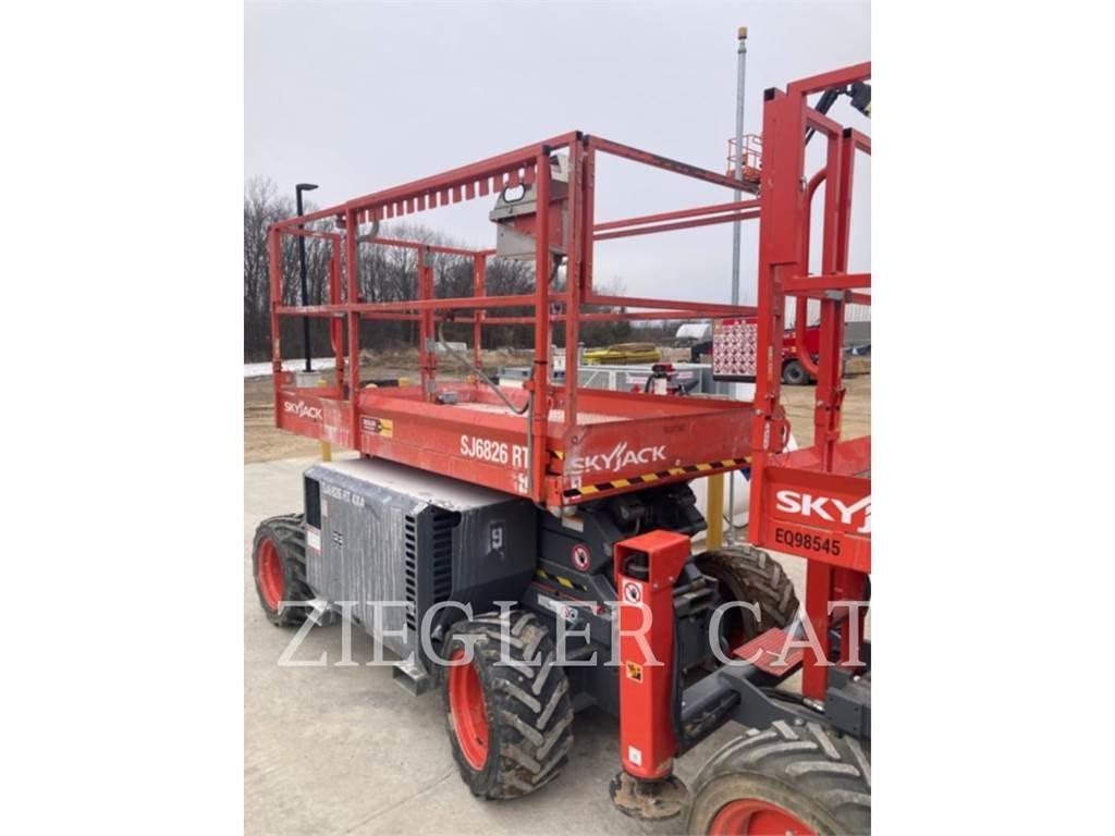 Skyjack SJ6826RT Sakselifter