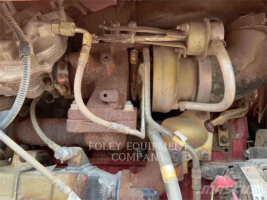 SkyTrak 6042O Teleskoplastere