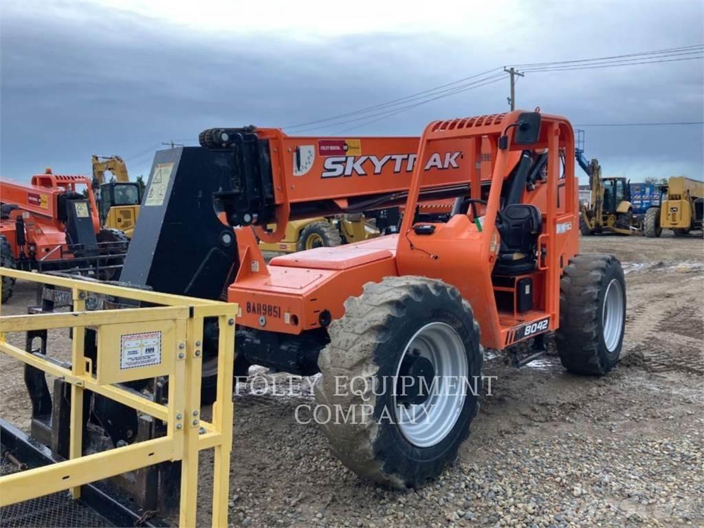 SkyTrak 8042O Teleskoplastere