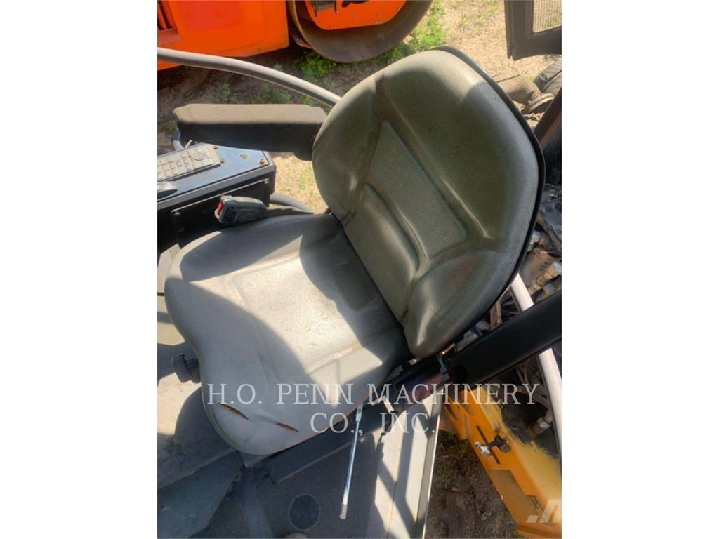 Volvo D110B Hjullaster til komprimering