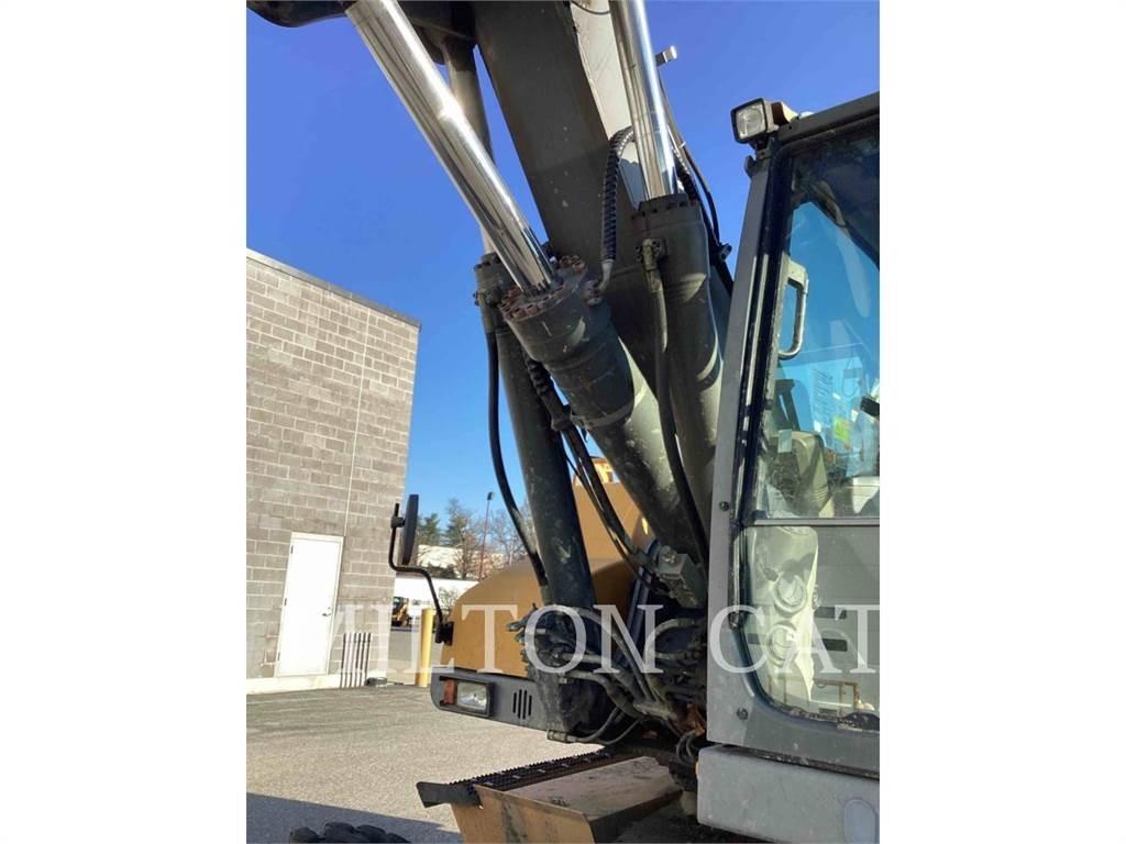 Volvo EW210C Beltegraver