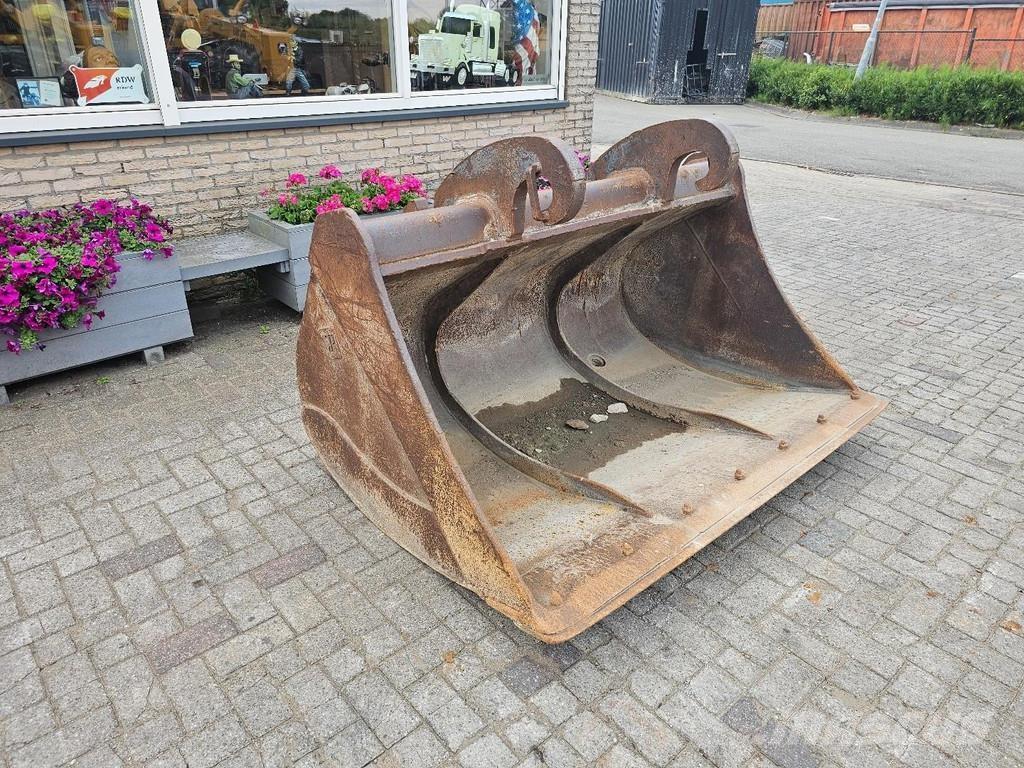  Onbekend Slotenbak Skuffer