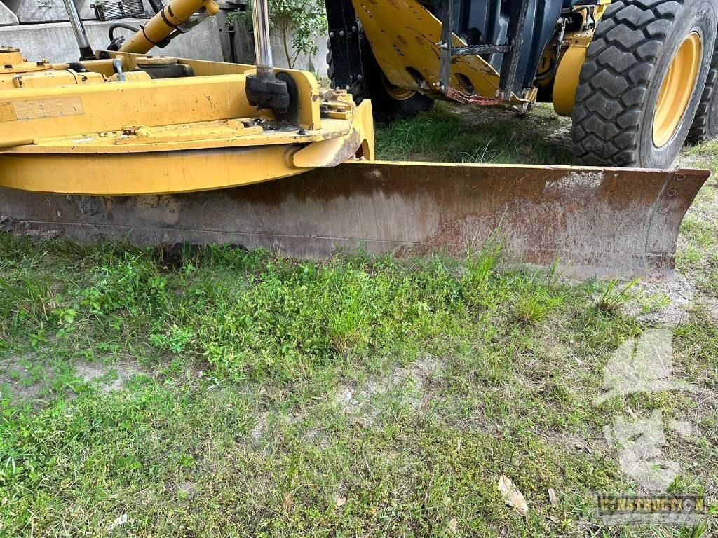 CAT 12 M Veihøvler