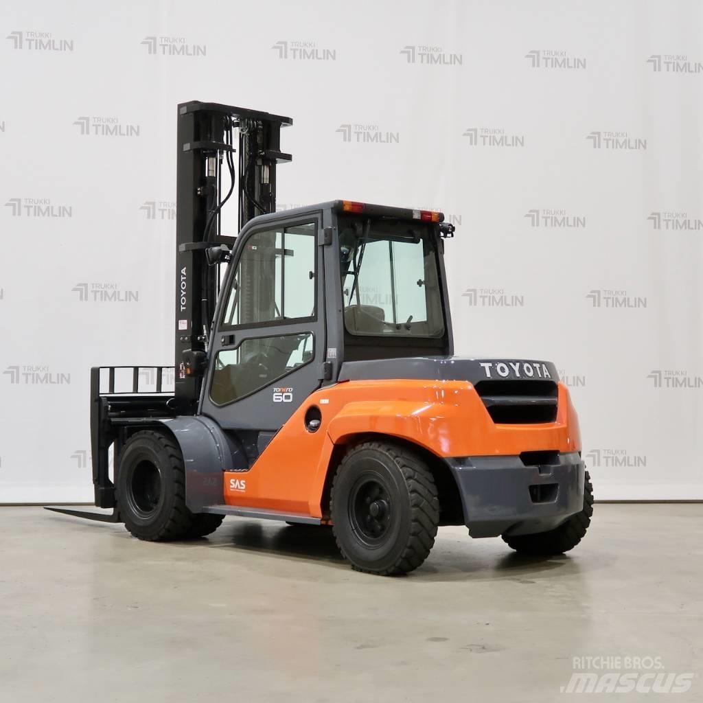 Toyota 40-8FD60N Diesel Trucker