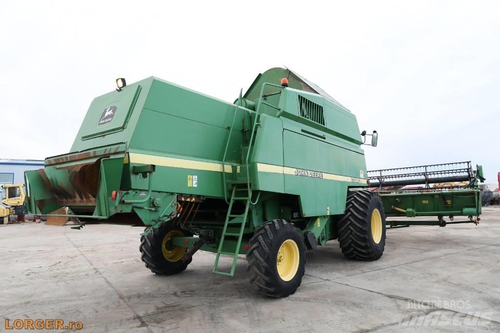 John Deere 2266 E Skurtreskere