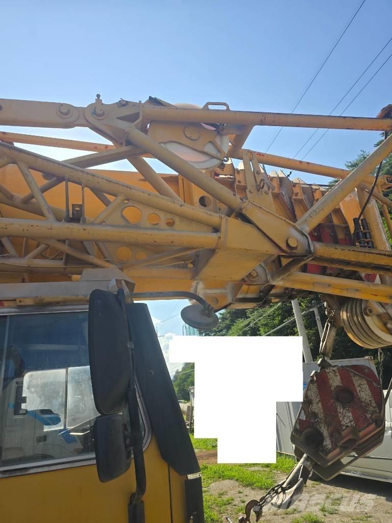 Liebherr LTM 1090 Allterreng kraner