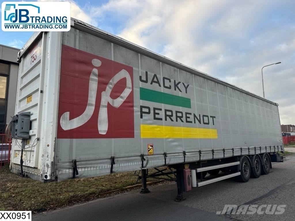 Fruehauf Tautliner Gardintrailer