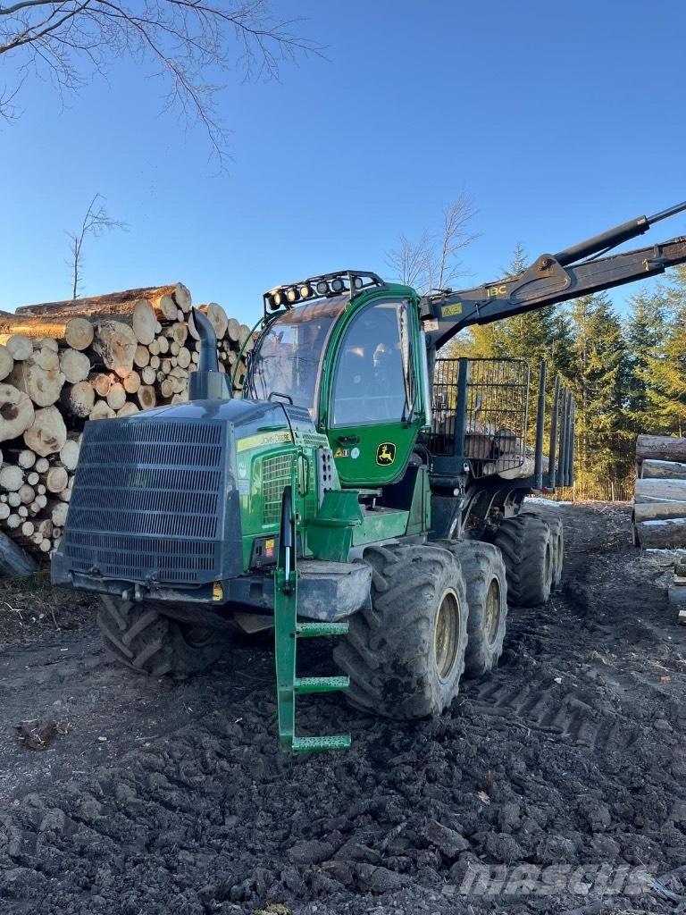 John Deere 1510G Lassbærere