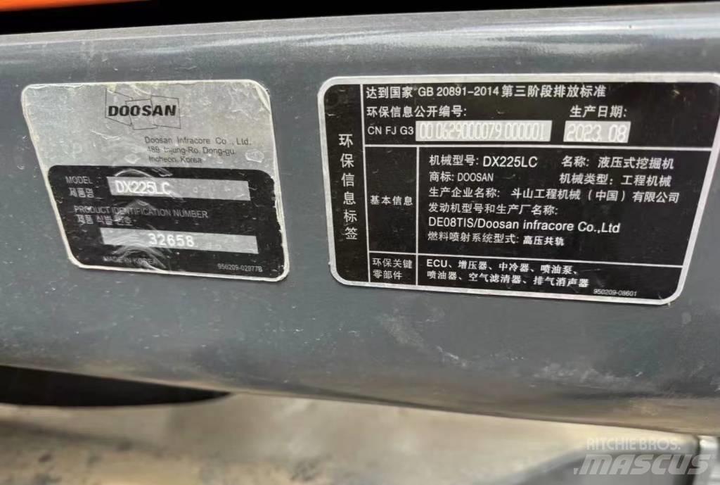 Doosan DX 225 Beltegraver